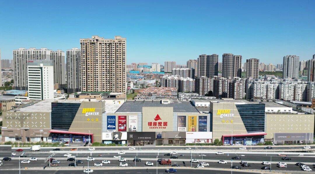 泉在济南  一马当先