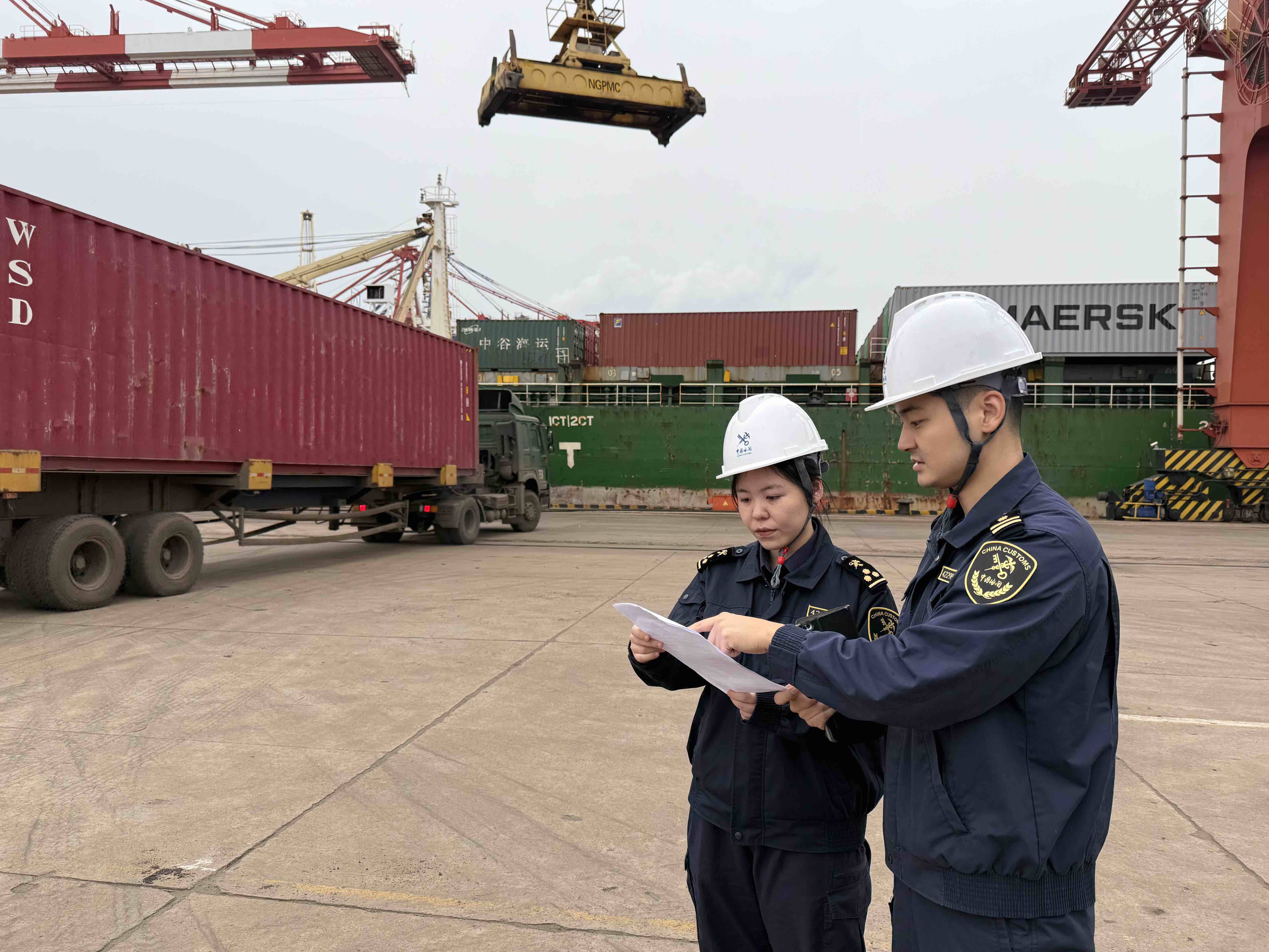 发运货物超10000标箱  “龙口—青岛”
内支线打通降本“快车道”