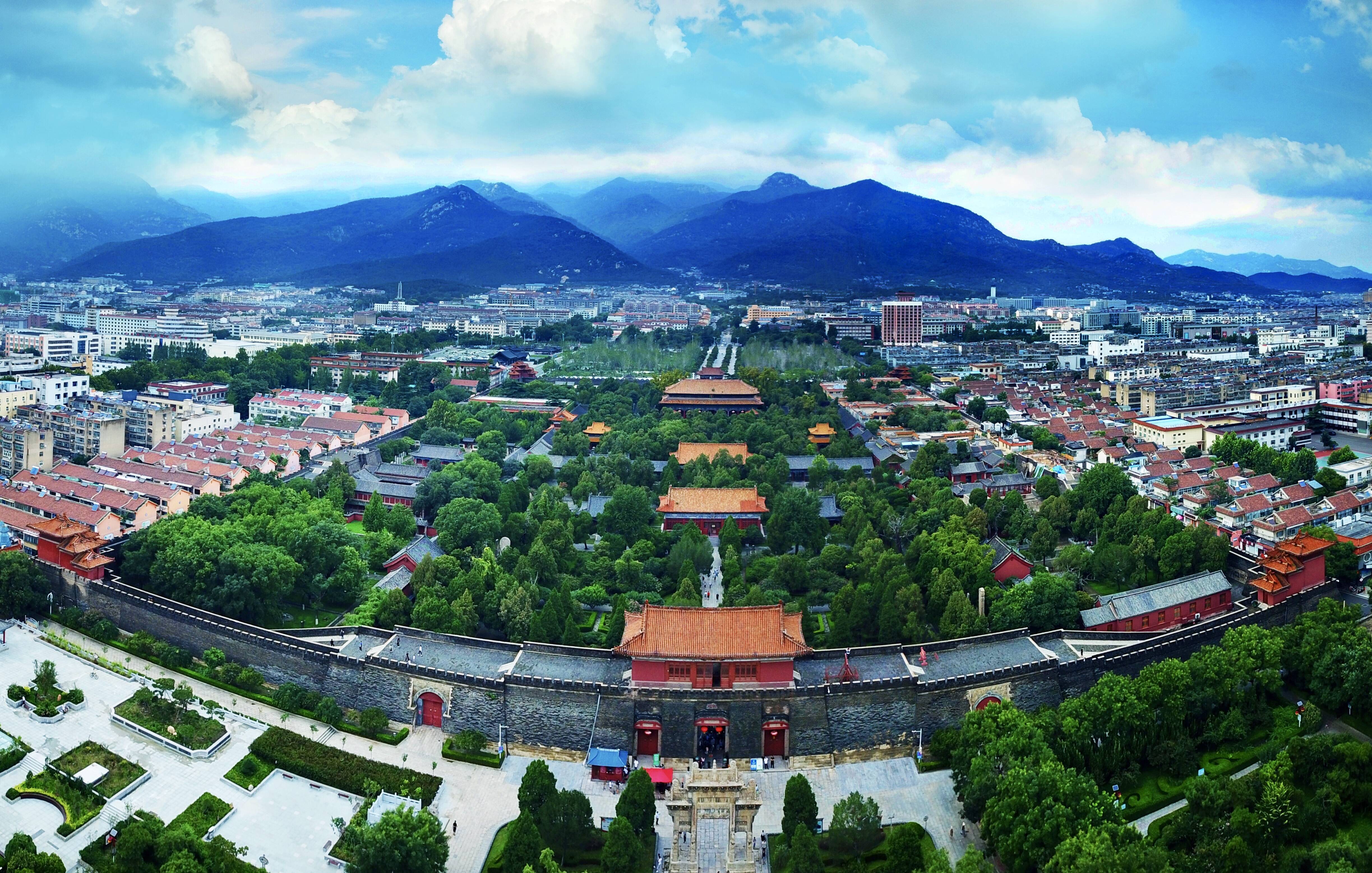 闪电评论丨在时代峰峦上，读懂“重阳之重”