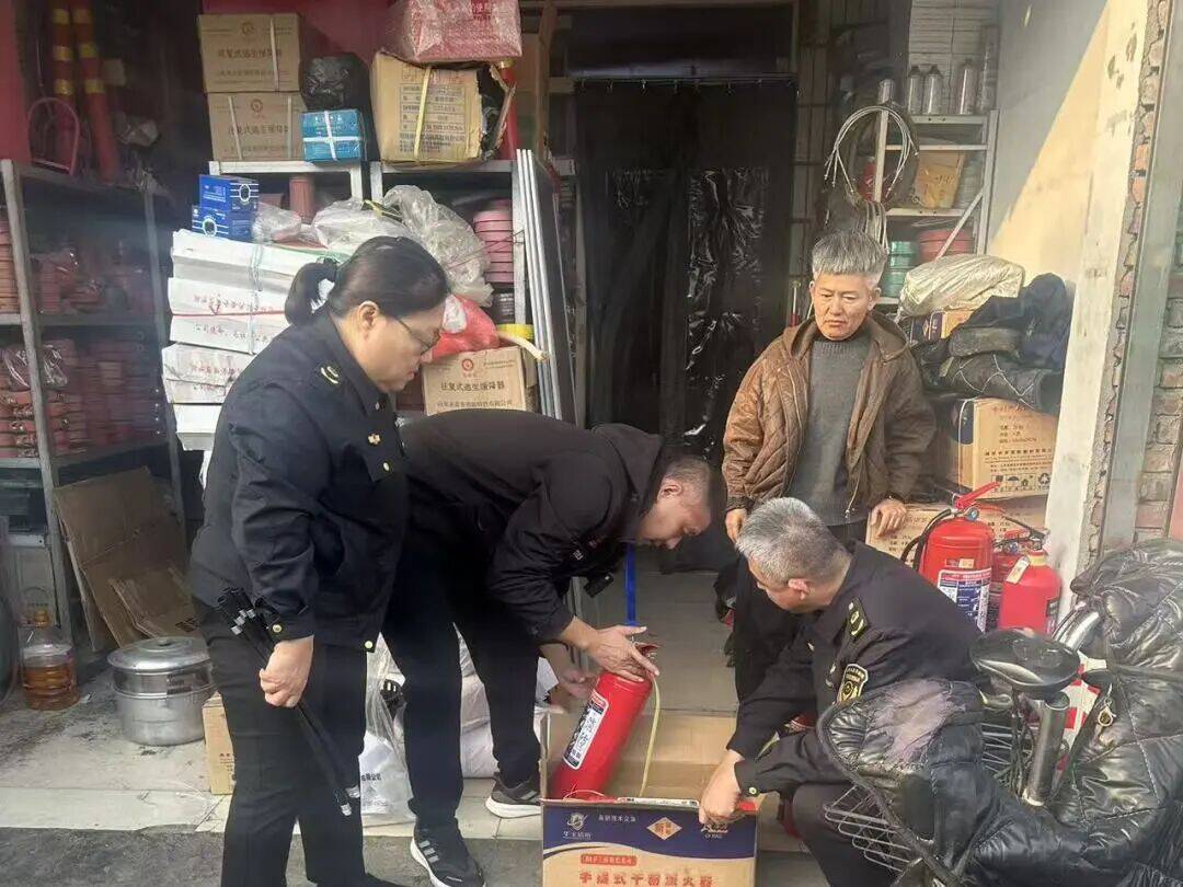滨州市滨城区市场监管局开展冬季取暖、保暖以及消防用品专项监督抽查