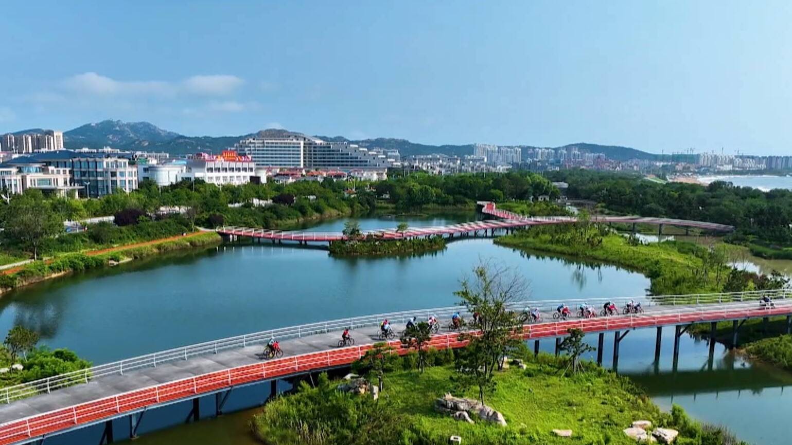 【学习贯彻党的二十届四中全会精神】繁荣发展社会主义文化 推进全体人民共同富裕