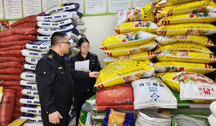 农资“体检” 护航秋种