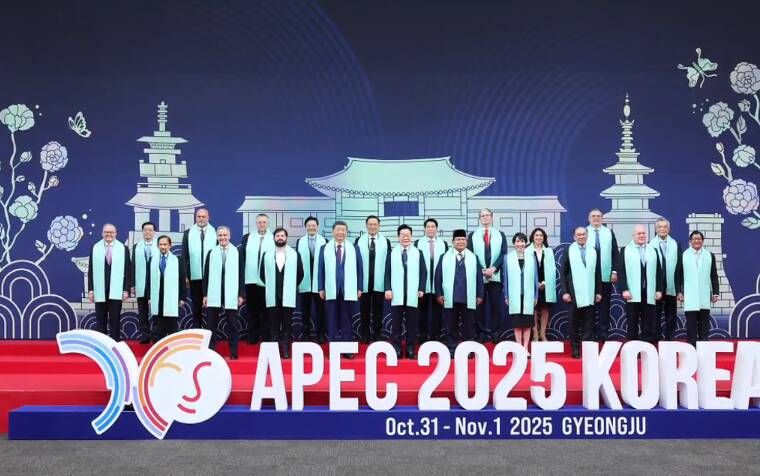 近镜头|习近平主席韩国之行精彩瞬间