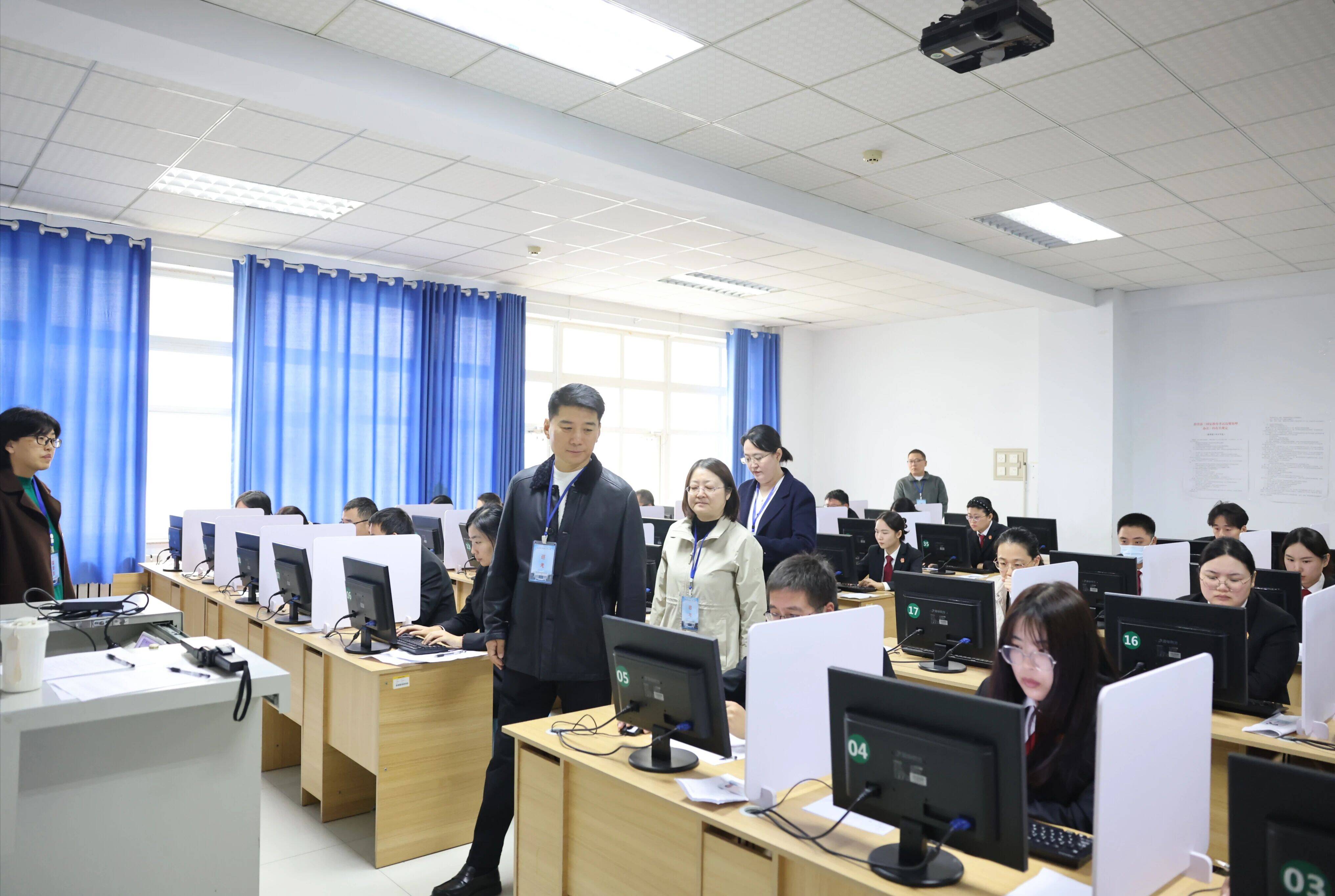 滨州法院2025年度员额法官遴选及逐级遴选笔试举行