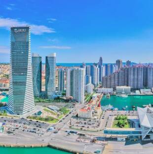 迈向“十五五”的发展图景!《人民日报》聚焦山东港口智慧港口转型