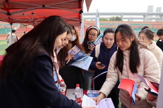 150多家单位 岗位8000多个 山东第一医科大学举办2025年秋季校园双选会