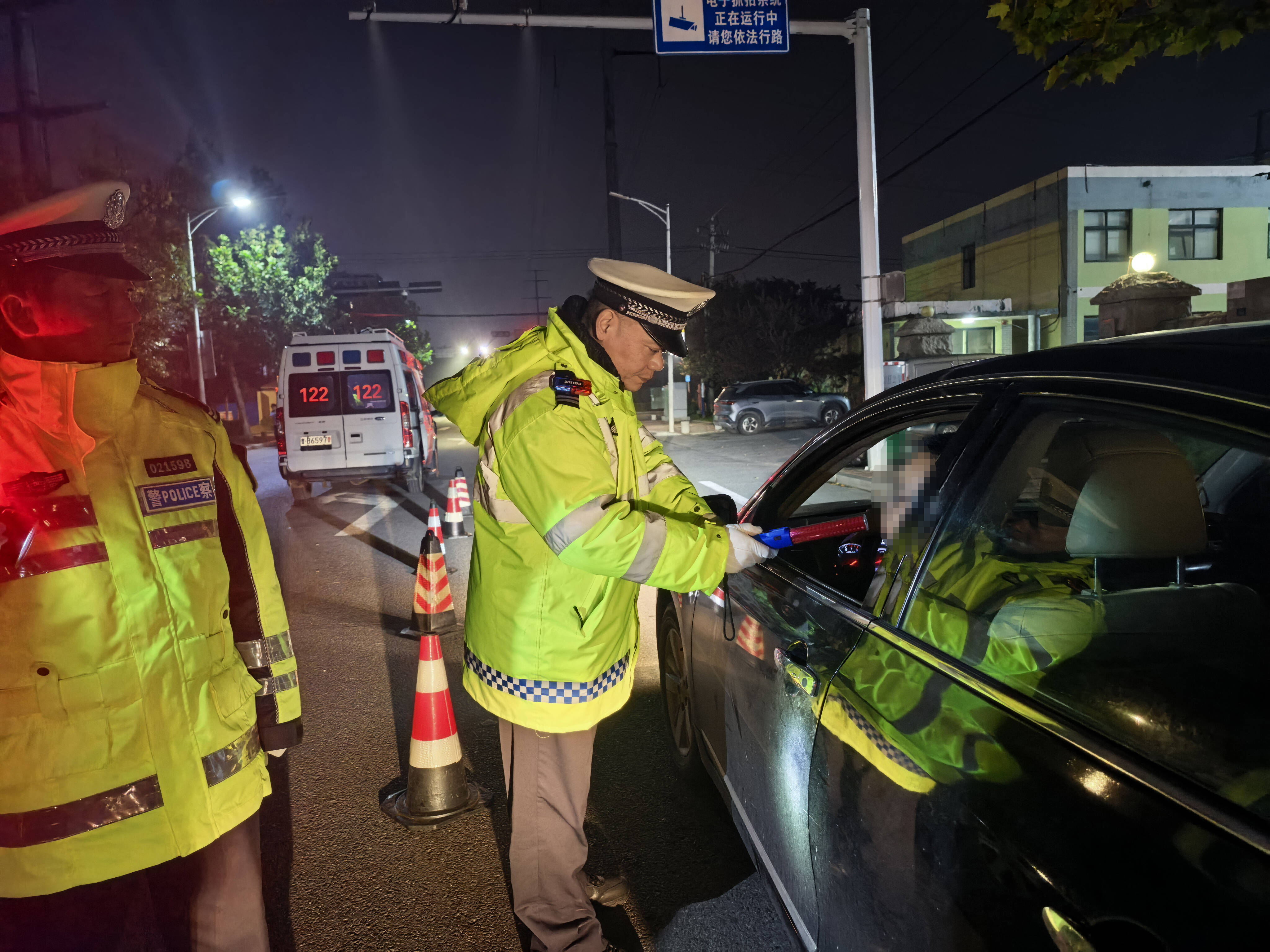 百日整治出重拳  酒醉驾“零容忍” 青岛公安交管持续发力筑牢安全防线