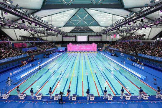 漫评丨全民全运燃激情 体育强国谱新篇