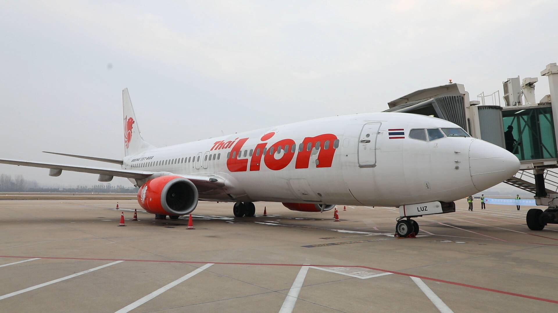 国际航线开通!临沂——曼谷国际旅游包机首航 137名泰国旅客落地临沂