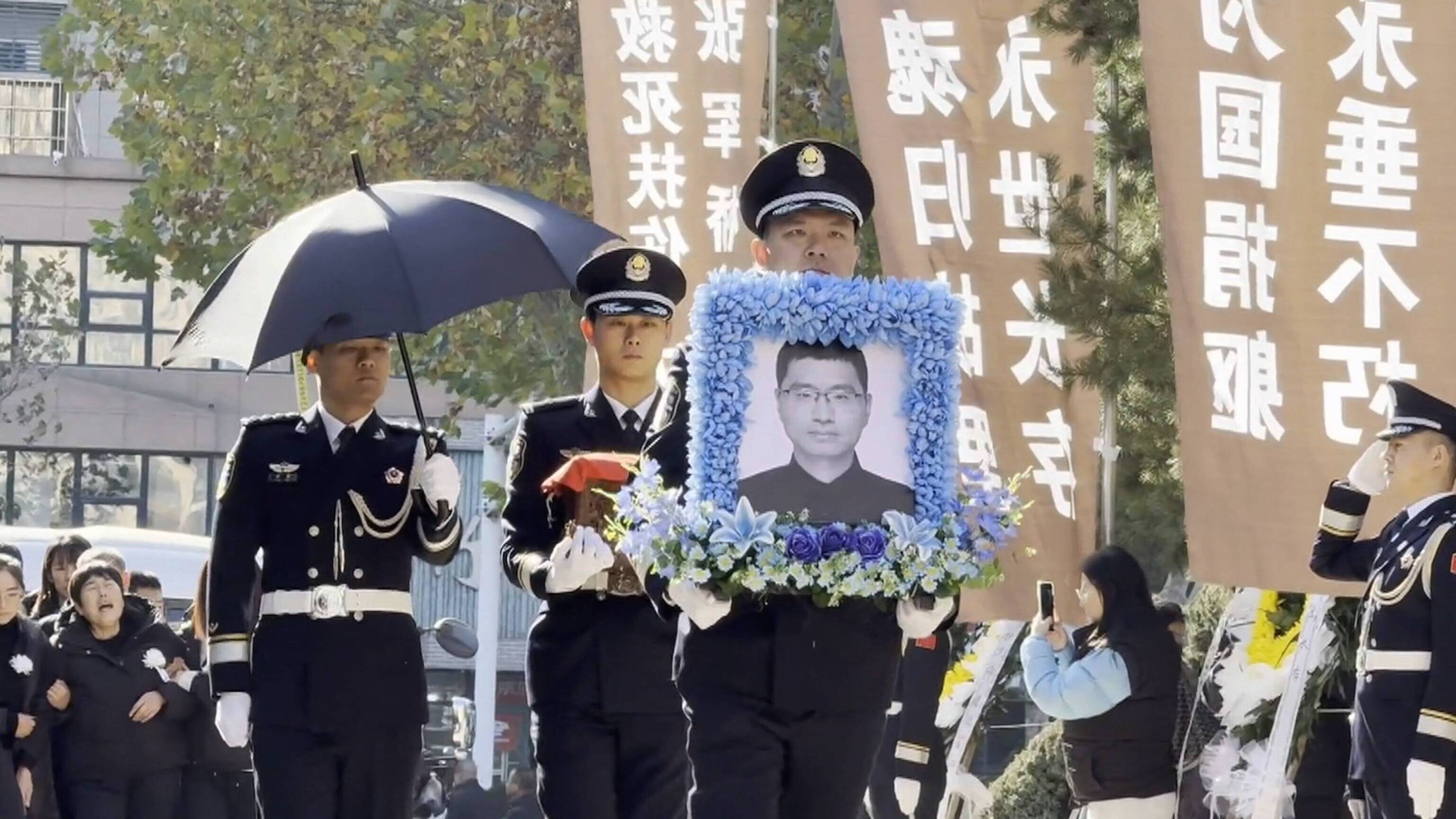 联播关键词｜英雄魂归故里