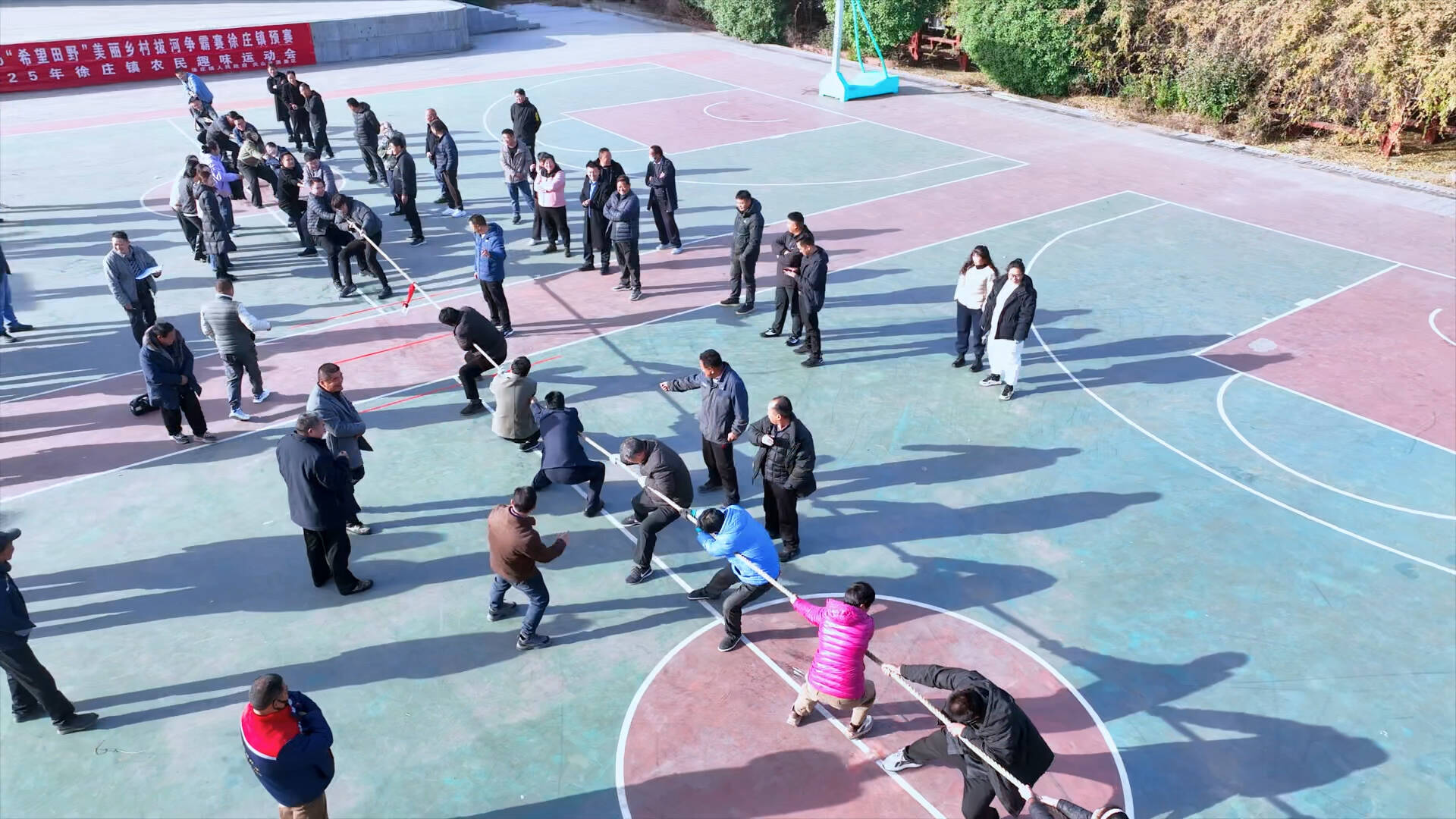欢声笑语满乡村 枣庄山亭徐庄农民趣味运动会欢乐多