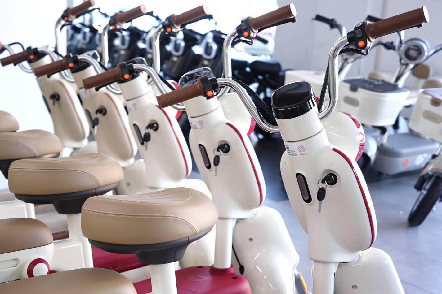 从材质到配置“全维度焕新” 新国标电动车升级上线