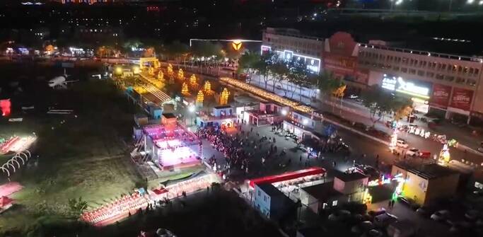 好评中国丨激活内需无限潜能，助推“十五五”精彩开局