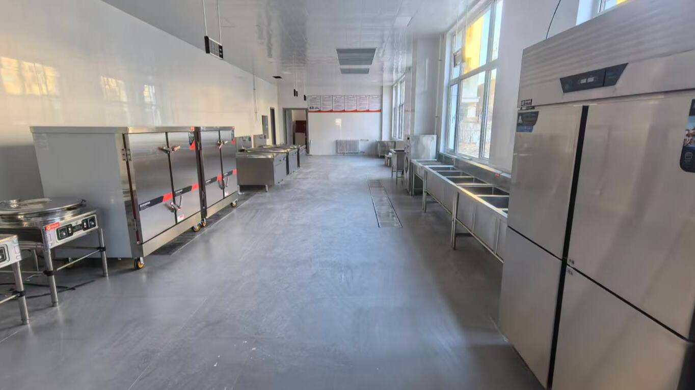 郓城:政企校联手“加餐” 爱心厨具抵达乡村中学