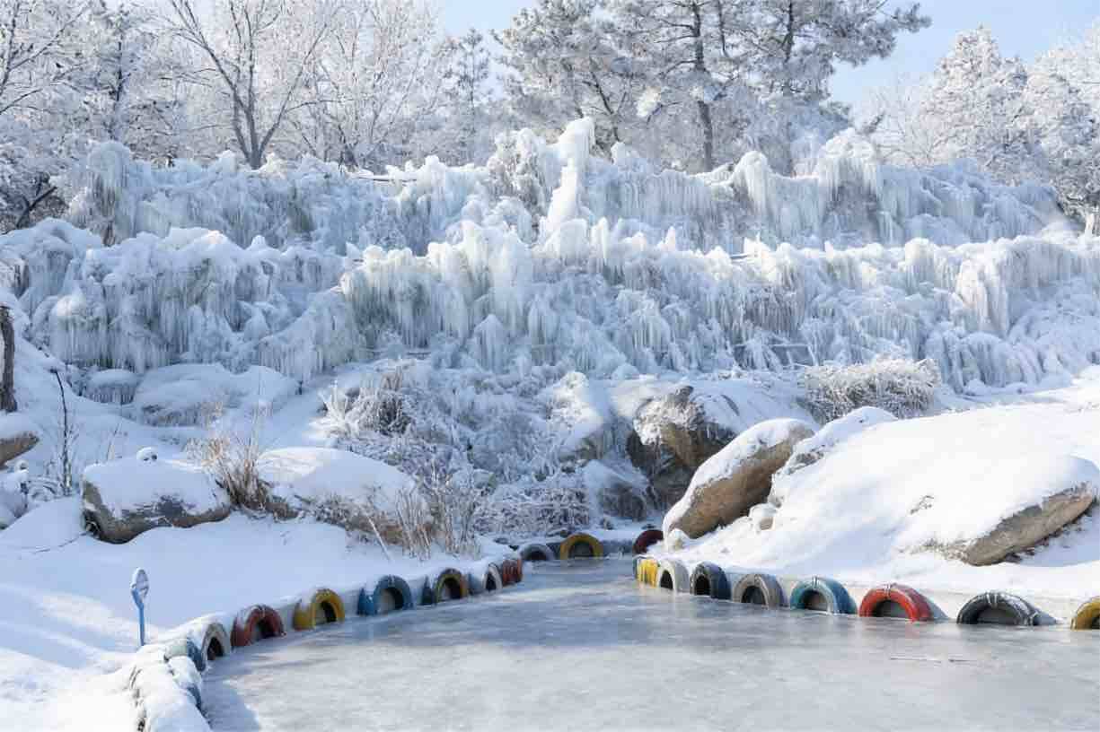 蒙山景区元旦假期继“旅游晴天险”后再推“门票升年卡”全年畅游政策