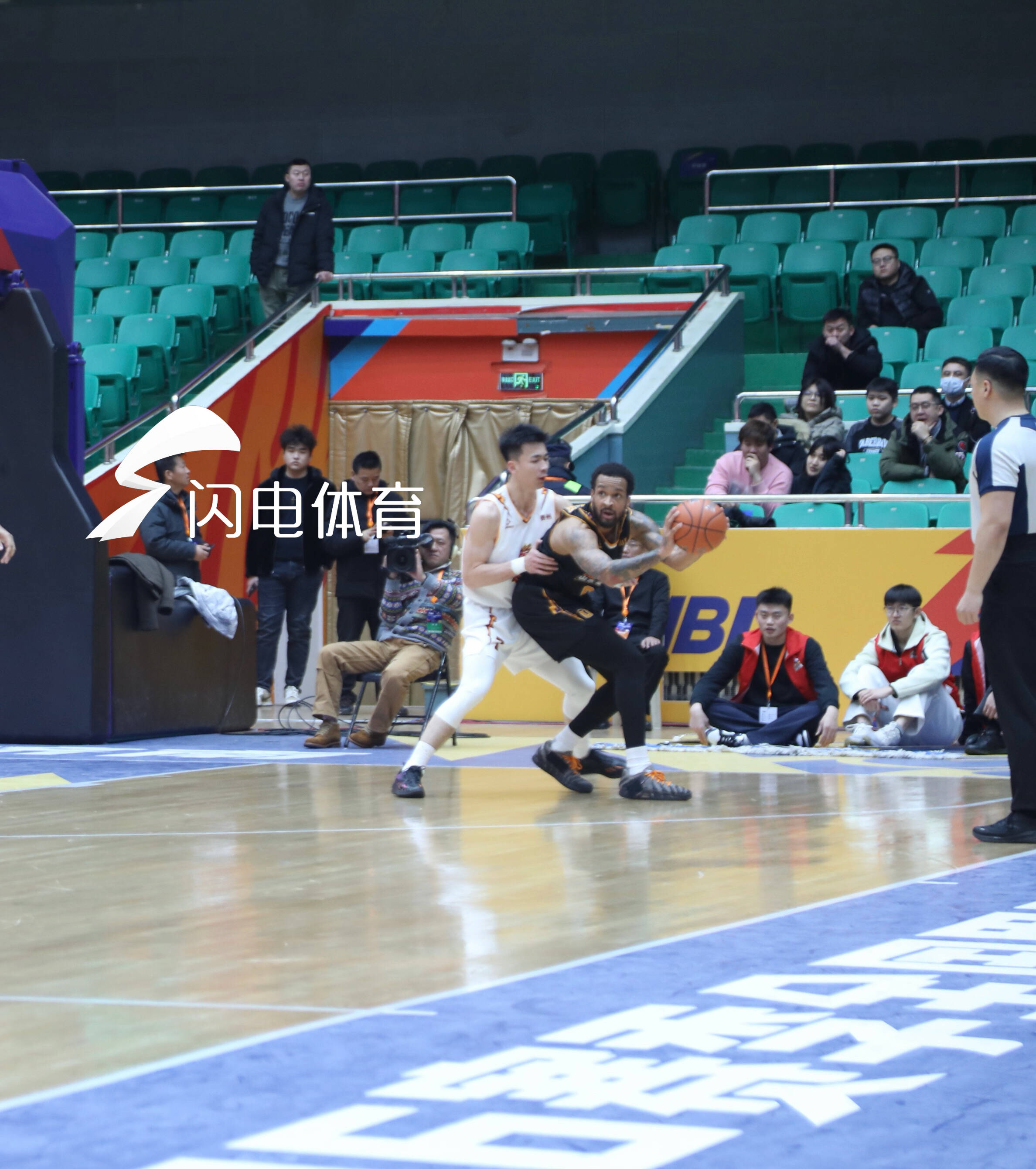 少帥對決！李泓翰王汝恒再次相遇省體，山東蜜獾力克貴州猛龍