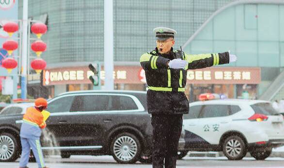 以雪为令 同心护航 东营多部门联动守护民生安全