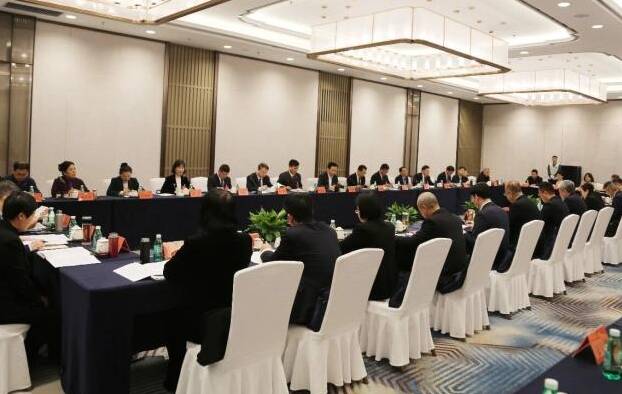 李春田与政协委员讨论政府工作报告时强调：携手推进品质滨州建设成效全面跃升