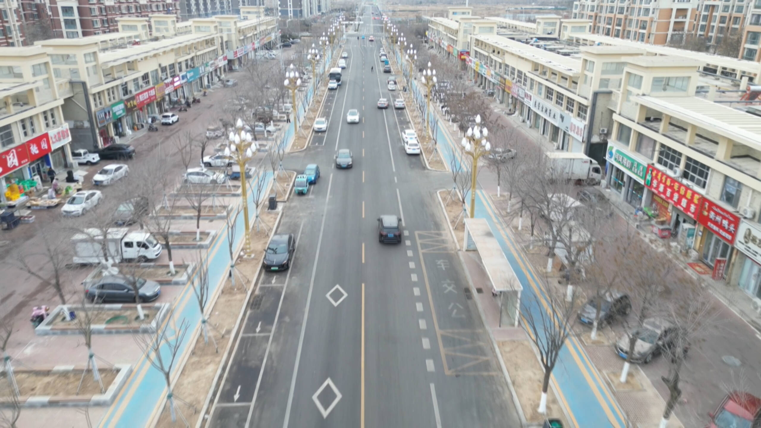 东营市河口区：闲置边角地变停车场 出行轻松 “松绑”