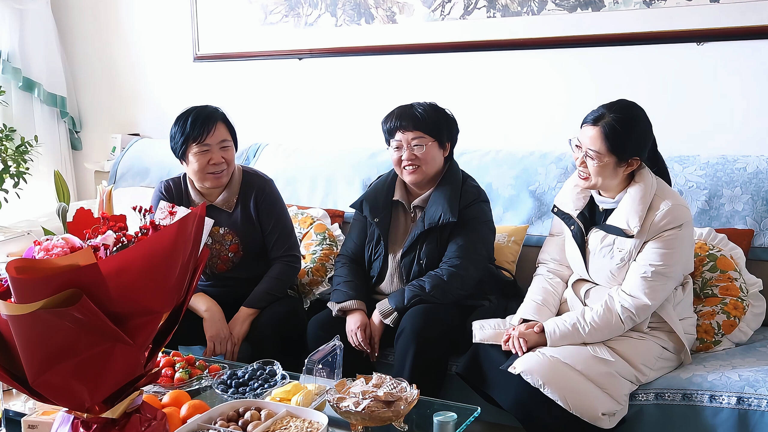 聊城市委宣传部走访慰问“齐鲁时代楷模”杜立芝