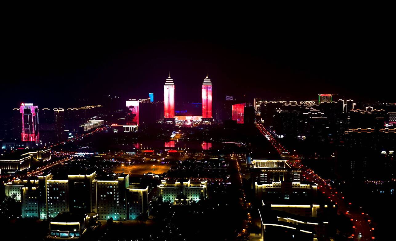 枣庄夜景年味浓