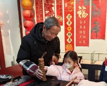 惠民县木版年画展暨非遗年货节启动仪式圆满举办