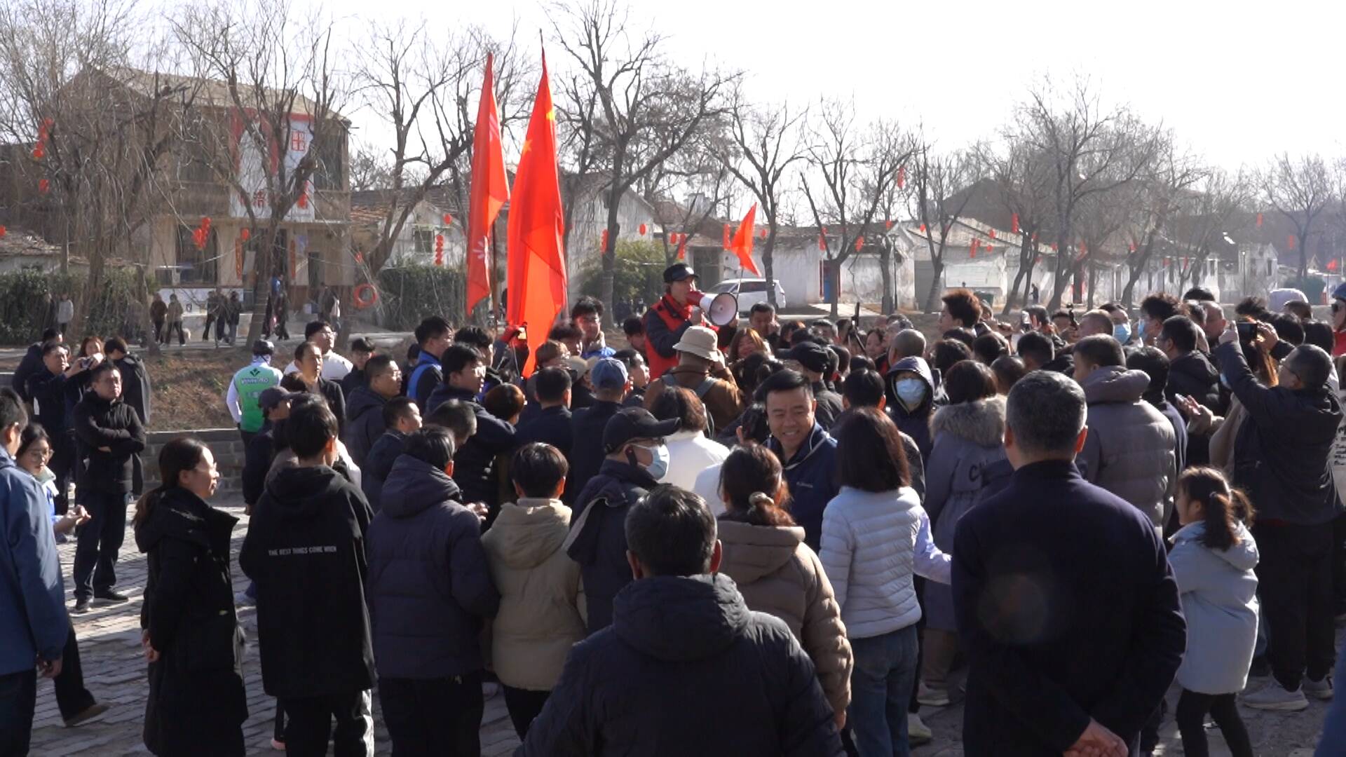 青砖古巷年味浓！临清胡同游持续火爆，运河古城焕新生