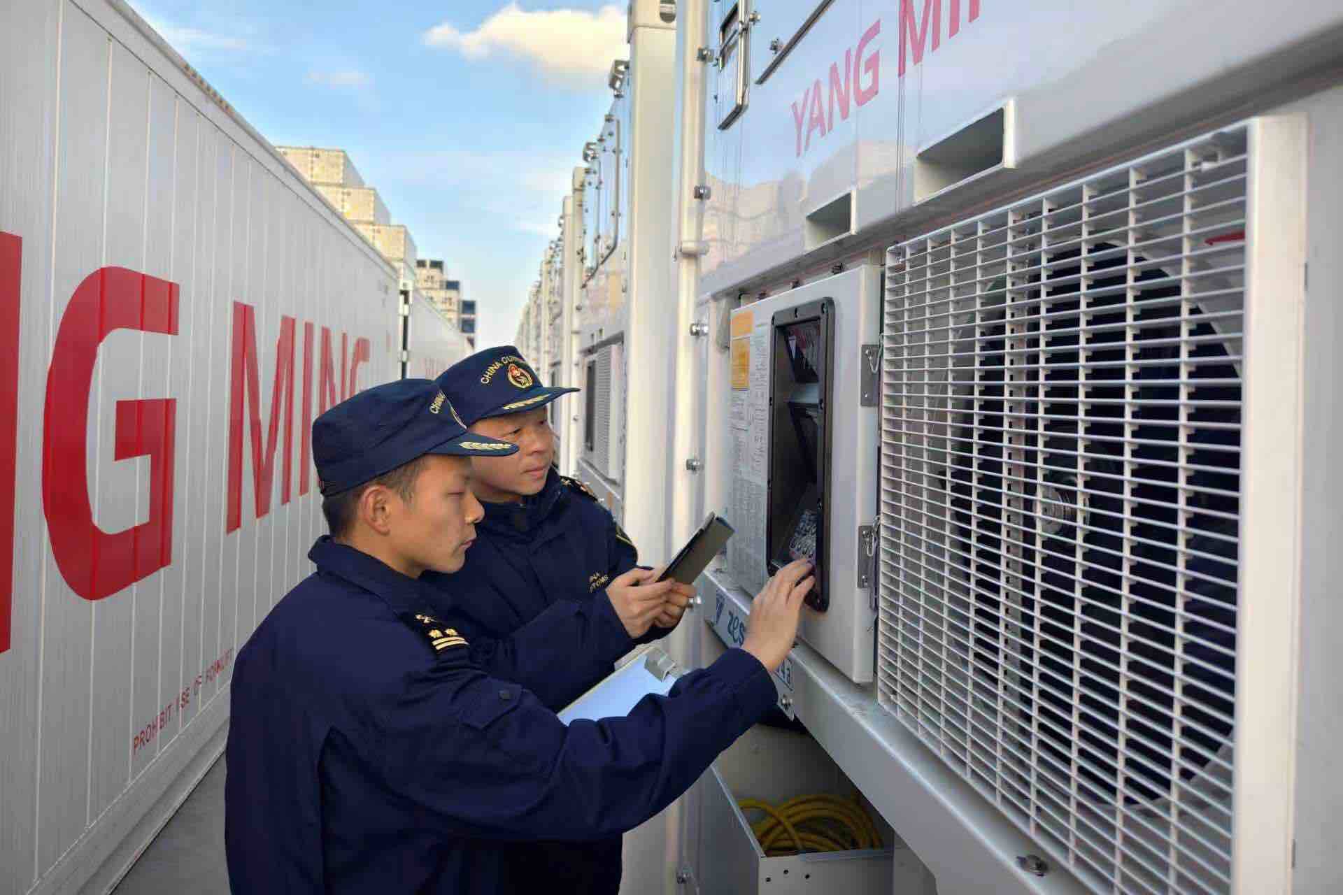 “一企一策”通堵点 助推保温式集装箱出口