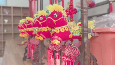 阳信县“非遗+产业+共富工坊”模式带动村民家门口就业