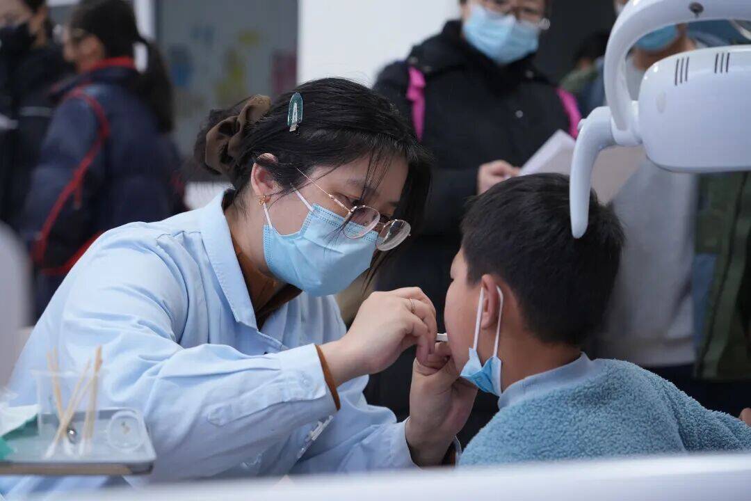 “爱”伴成长·健康“童”行 滨州市开展困境儿童爱心体检志愿服务活动