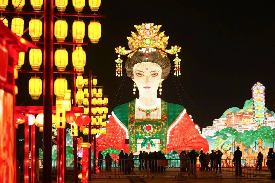 正月十五来济宁赏灯！随手拍都是古风大片