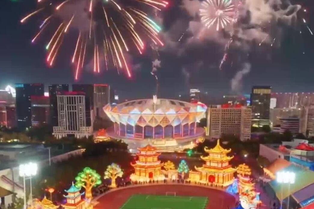 熟悉的建筑换上花灯 “新皮肤”！来德州天衢新区赴一场花灯之约