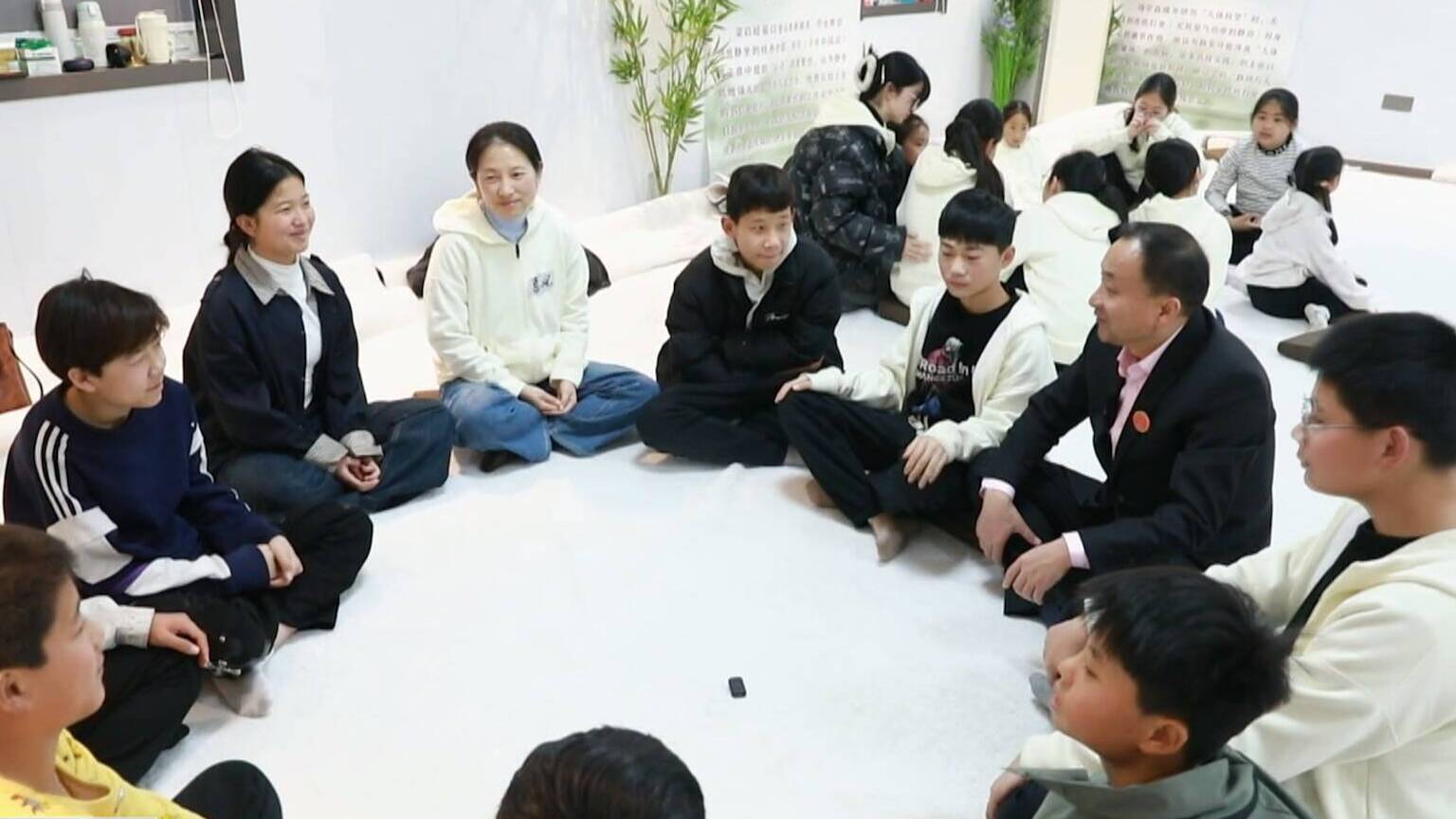 【代表委员履职故事】徐军：发挥志愿服务组织力量 推动基层社会治理水平提升