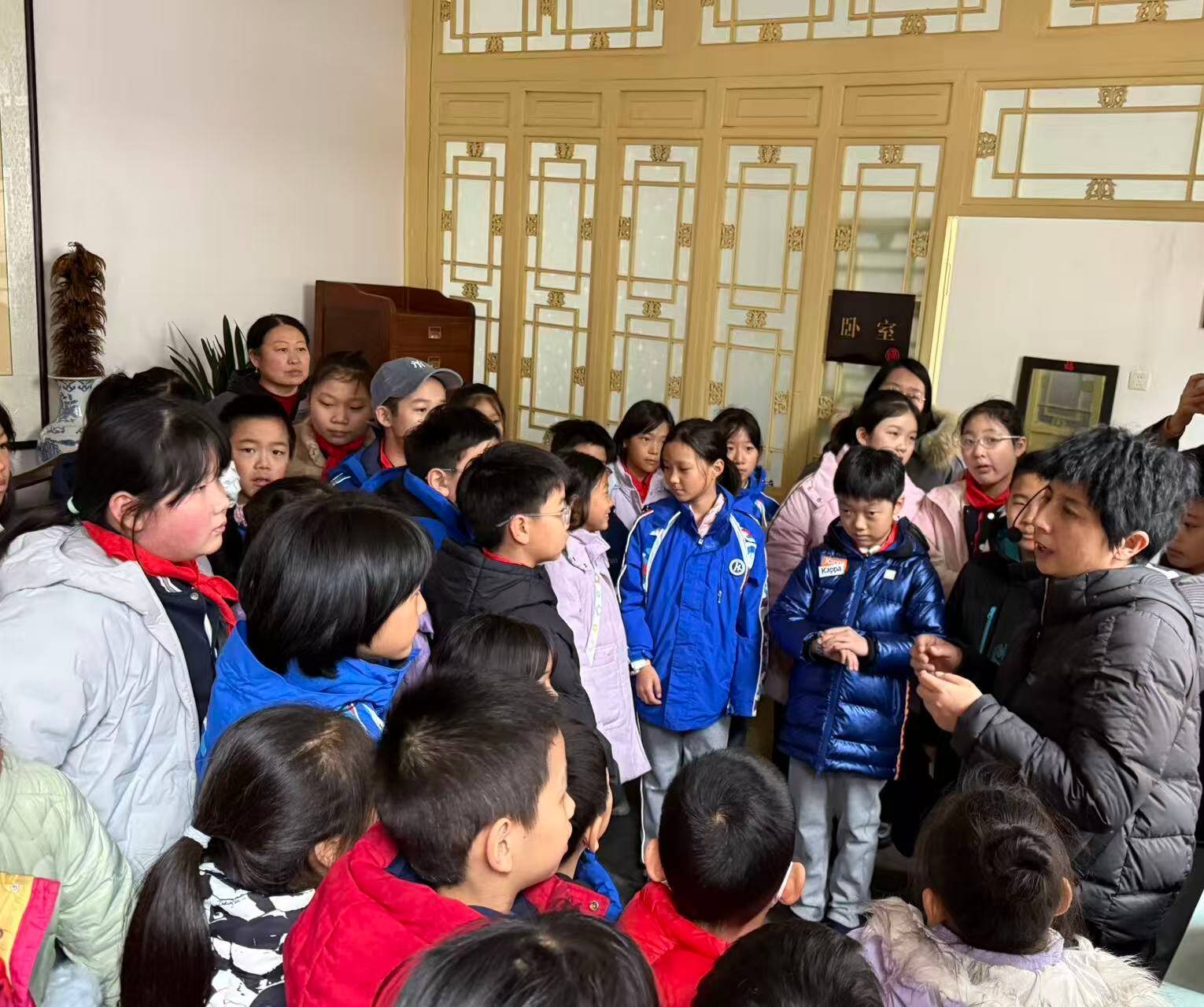 �þɾ� Ѱ��ʿ ����������ɽʦ��С���ȶ�Ա������ɾ� ��ֲ�Ļ��黳