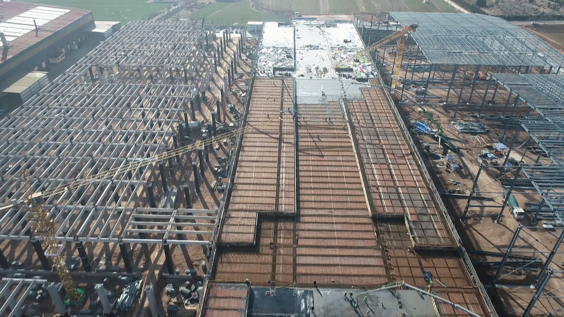 【开局“十五五” 奋斗正当时·干事创业 担当尽责】引来一个龙头 带火一片产业