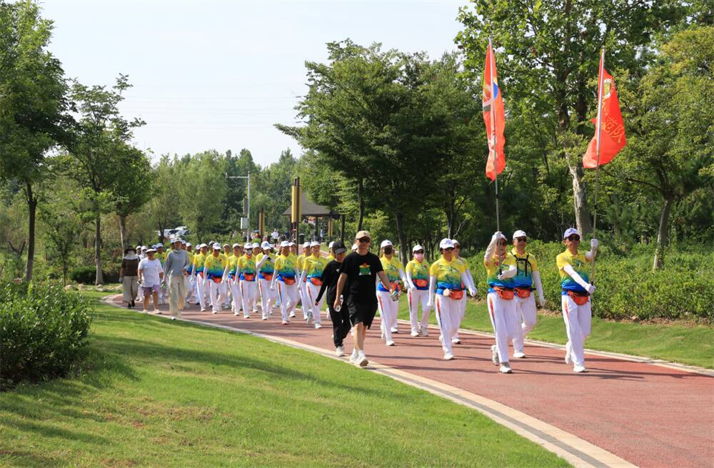威海临港区：人均体育场地47平方米让“健身自由”触手可及(图2)