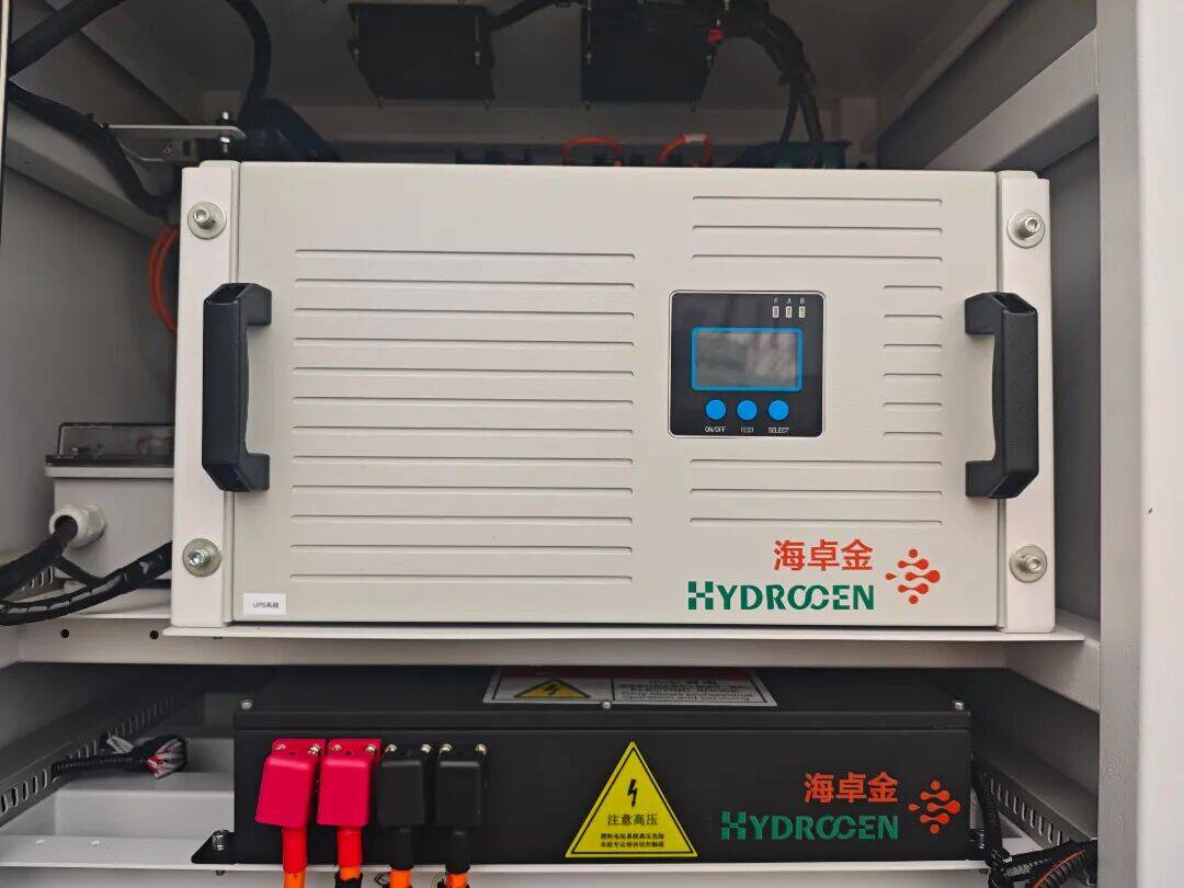 全国首台在线式固态储氢UPS成功落地山东港口青岛港