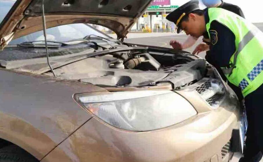 暖心守护出行路 山东高速滨州发展有限公司及时救助故障车辆