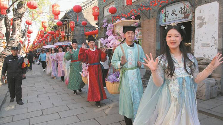 淄博：春光正好文旅热