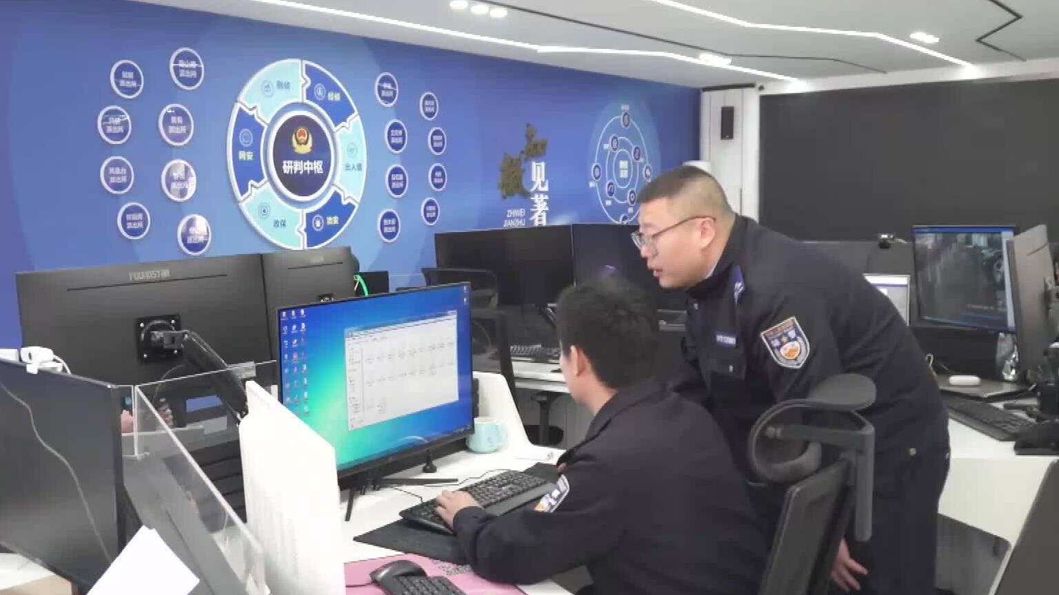 深陷“温柔陷阱” 烟台一女子用电饭煲邮寄850克黄金