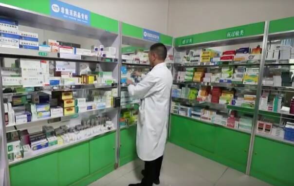 树立和践行正确政绩观｜改造提升村卫生室  打通卫生健康服务“最后一公里”