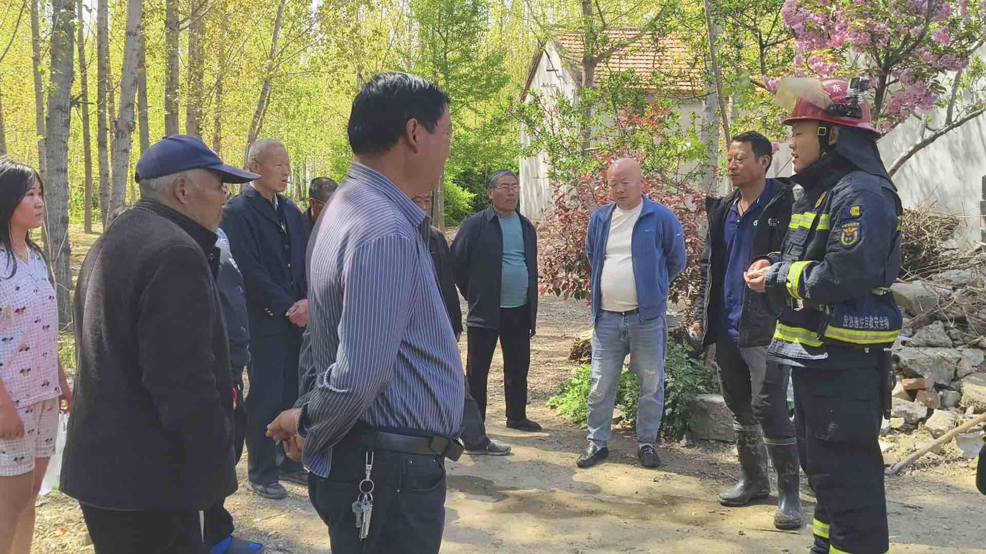 在火灾现场科普+“五分钟”加课 山东消防正开展现场即时警示教育(图5)