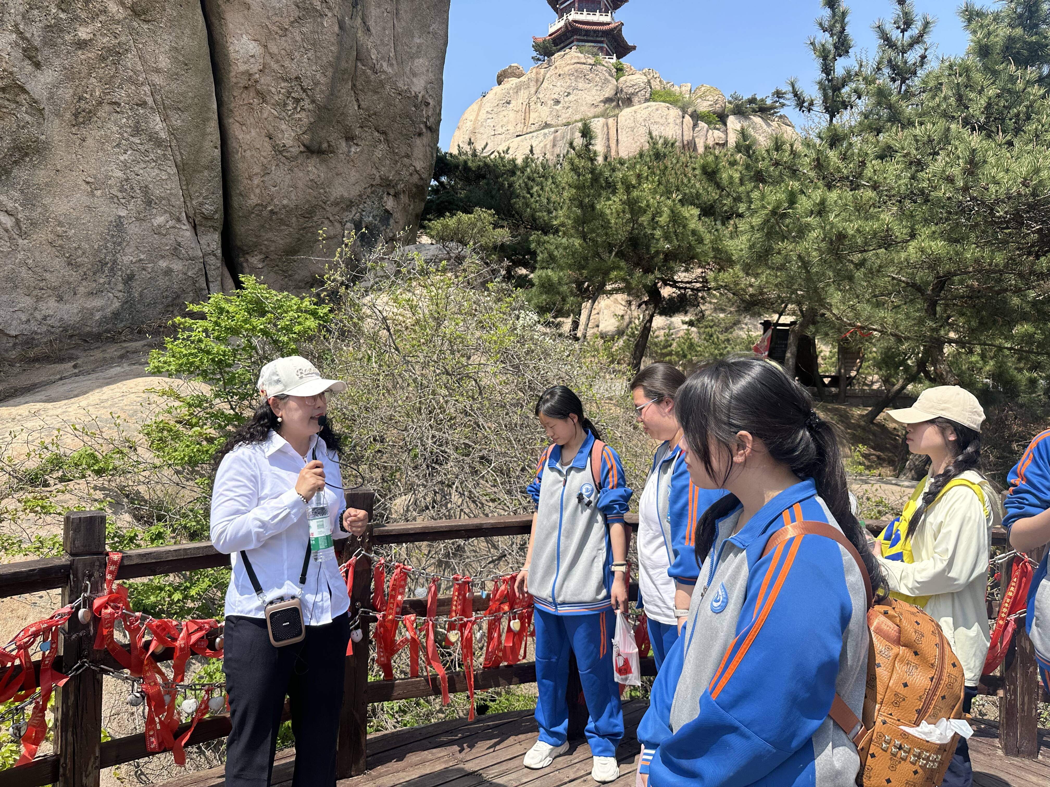 ���������� ʵ�����湦���������пƼ��е�רҵѧУ���ö����࿪չ����ʽʵѵ