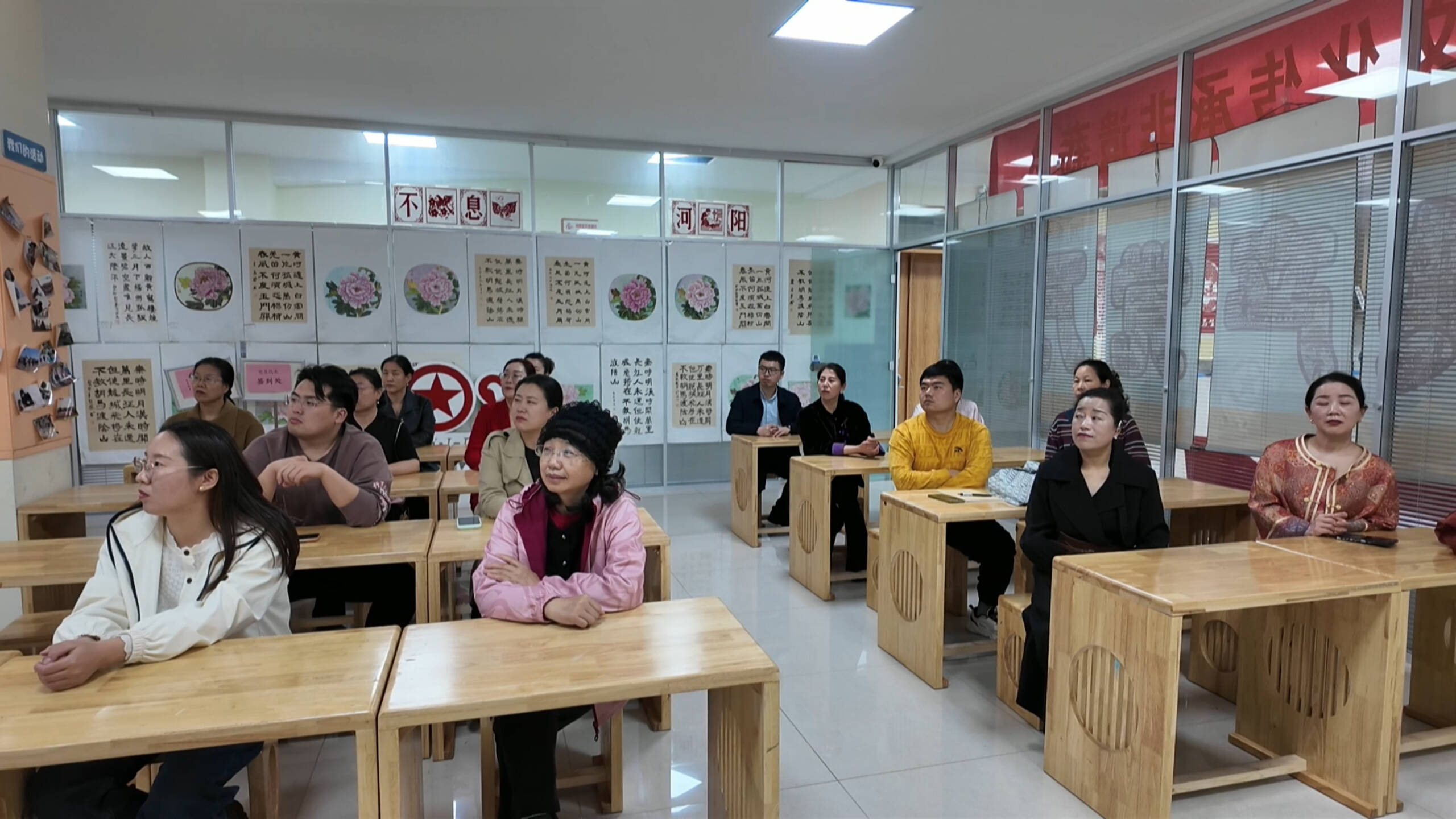 东营市河口区:“青年夜校” 添新课 健康知识送到家门口
