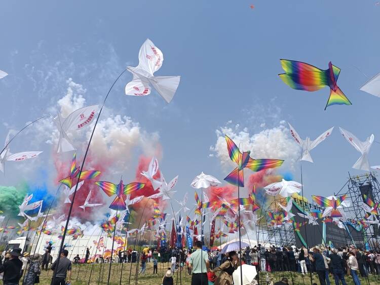 好评中国丨从潍坊风筝海外“出圈”看文化自信的生动表达