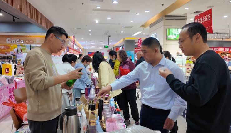 潍坊昌乐:政企联动促消费 假日市场显活力