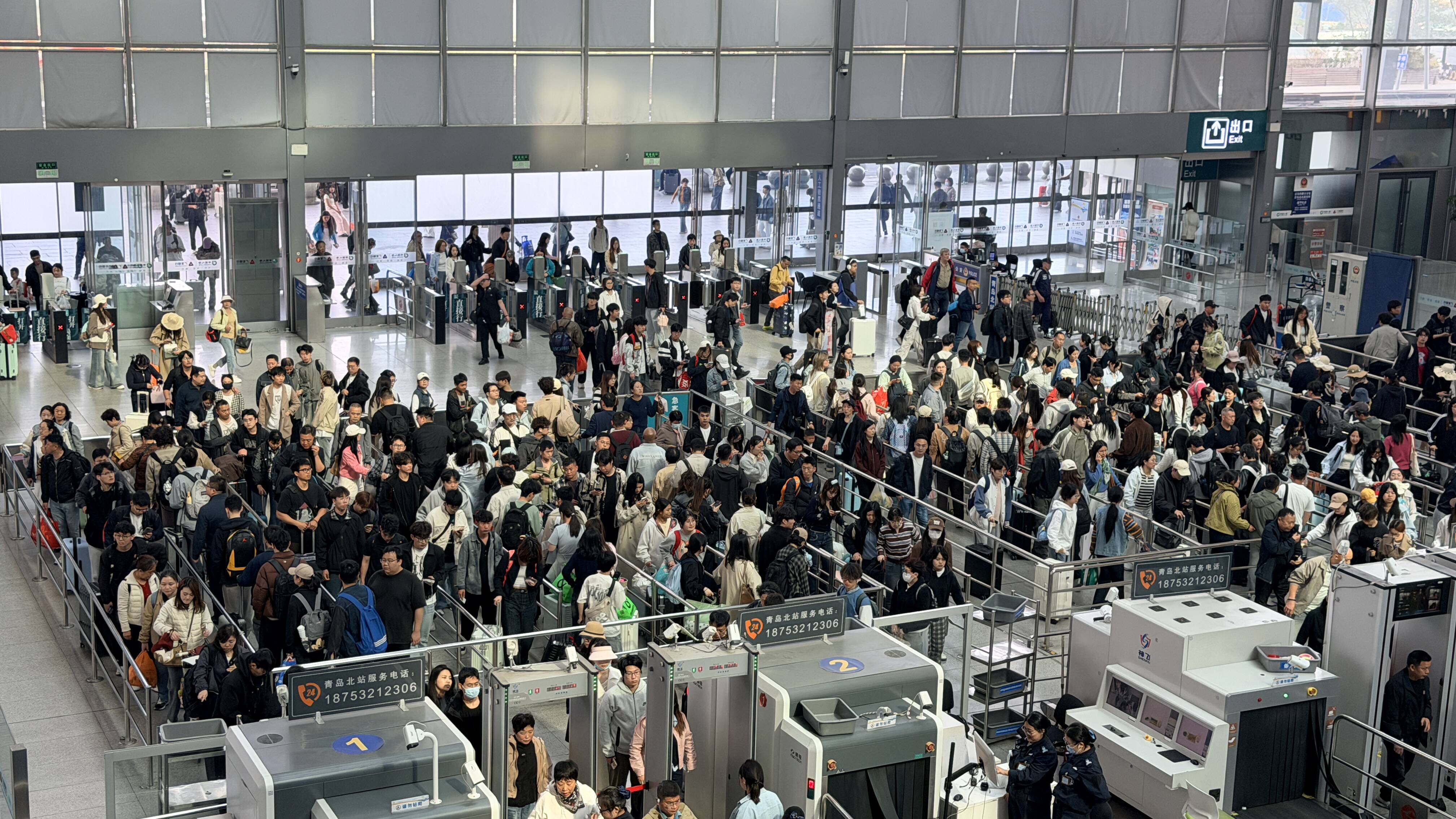国铁济南局“五一”假期发送旅客740.4万人次 单日客流创新高