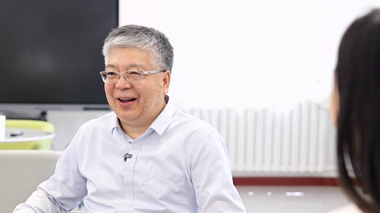 齐鲁杰出人才奖｜刘建亚：赓续数论文脉 登顶世界之巅