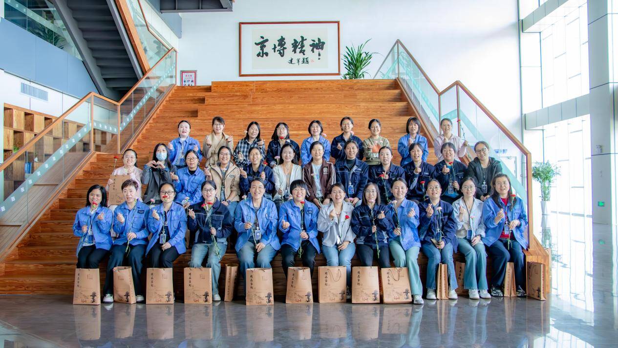 从节日浪漫到制度托举——一家鲁企的母亲节答卷与“家庭友好型”职场样本