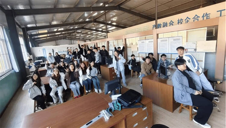 山东商务职业学院开展装配式装修技术展示与实操体验活动